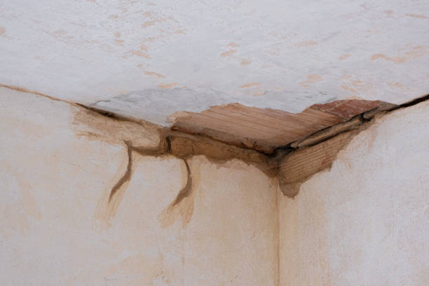 Water damage restoration process in Crystal Springs, MS